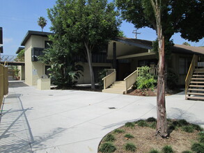 Island Breeze Apartments in Gardena, CA - Building Photo - Building Photo