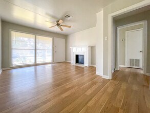 3719 Parkwood St in Waco, TX - Building Photo - Building Photo