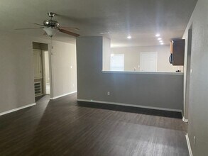 501 Ridge Point Dr in Fort Smith, AR - Building Photo - Building Photo