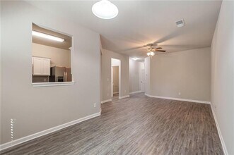 4077 Sonoma Wood Trail in Decatur, GA - Building Photo - Building Photo