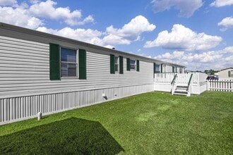 5140 Martinique Calle in Dickinson, TX - Building Photo - Building Photo