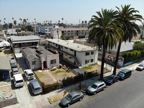 517 W 84th St in Los Angeles, CA - Building Photo - Building Photo