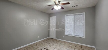 107 Spring Ct in Fairburn, GA - Building Photo - Building Photo