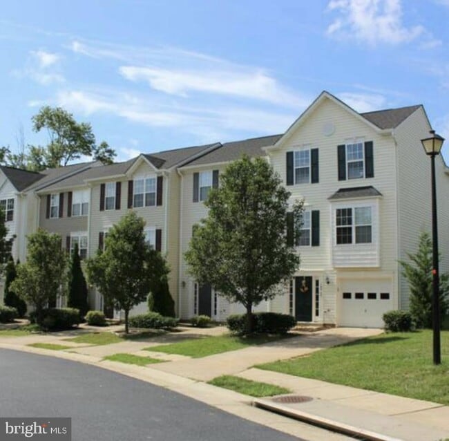 property at 10039 Gander Ct