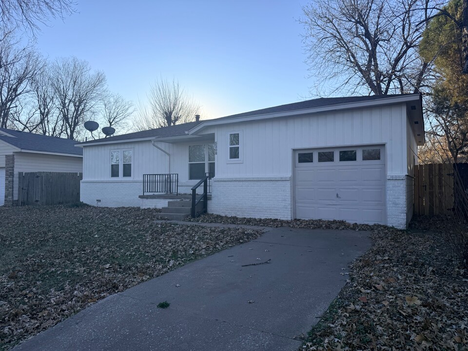 5308 S Madison Ave in Tulsa, OK - Building Photo