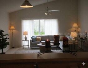 338 Sir Phillips Dr in Davenport, FL - Building Photo - Building Photo