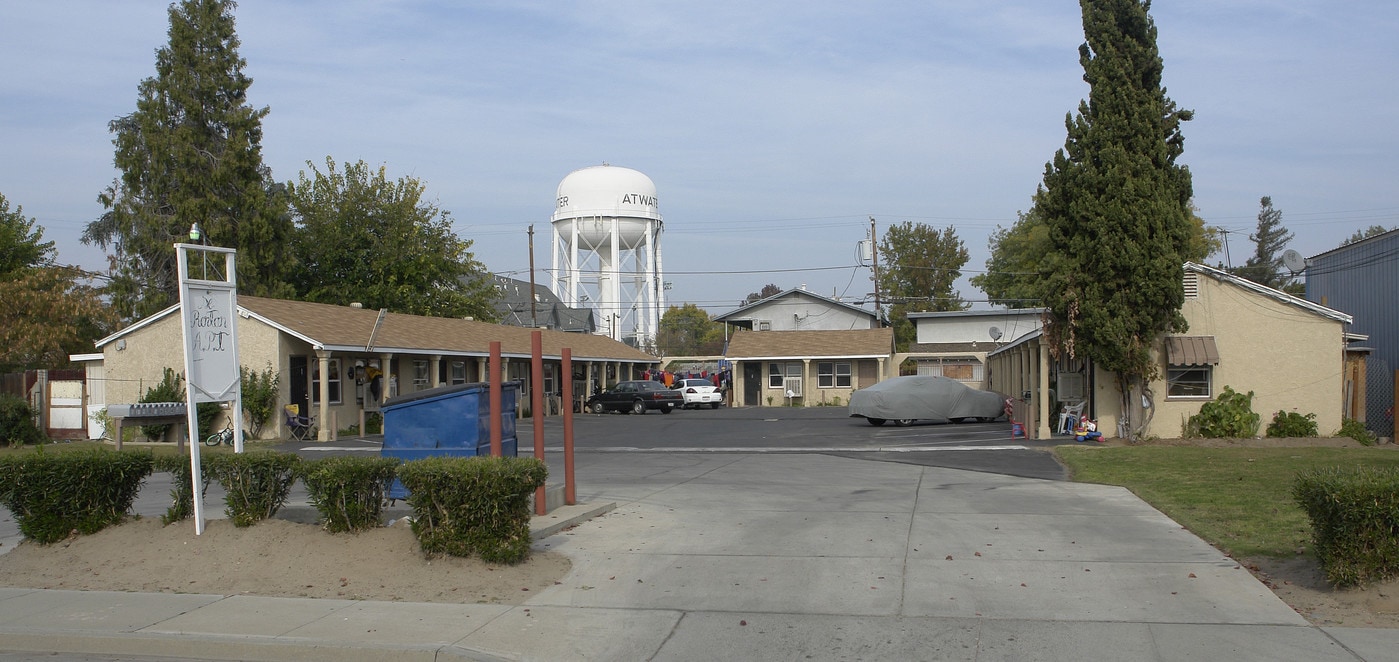 801 Atwater Blvd in Atwater, CA - Building Photo