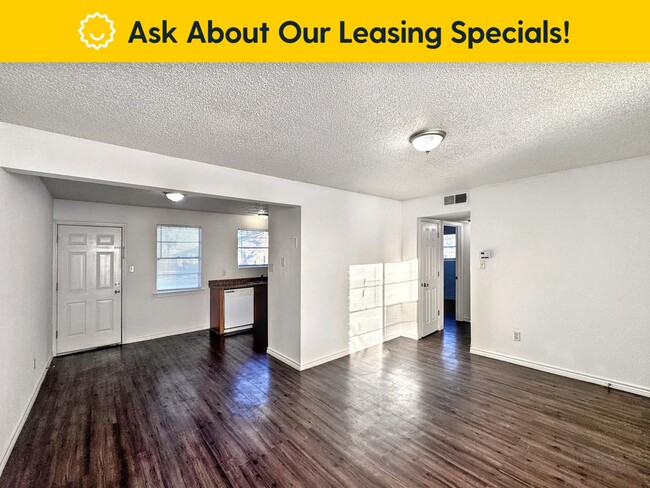 742 Old Martindale Rd in San Marcos, TX - Building Photo - Building Photo