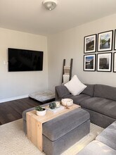 480 Lonsberry Dr in Cobourg, ON - Building Photo - Building Photo