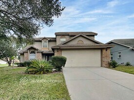 1904 Paddock Dr in Plant City, FL - Building Photo