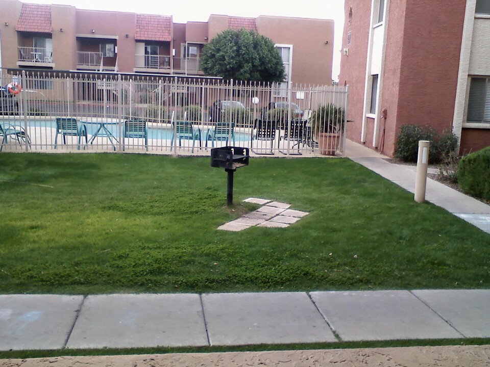 16602 N 25th St, Unit 116 in Phoenix, AZ - Building Photo