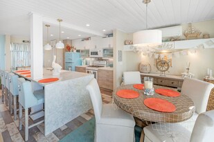 303 8th St in Del Mar, CA - Building Photo