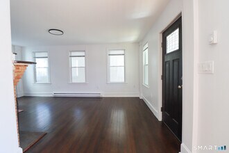 10 Park St in New London, CT - Building Photo - Building Photo