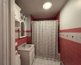 112 Boston Ave in Somerville, MA - Building Photo - Building Photo