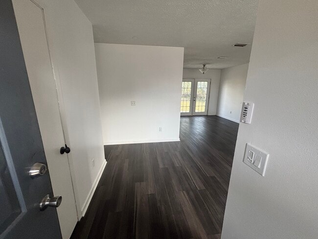 906 N Church Ave in Panama City, FL - Foto de edificio - Building Photo