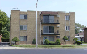 9817-21 S Cicero Ave Apartments