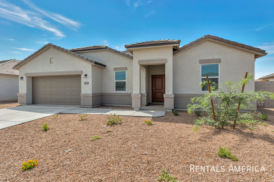 1073 W Beacon Dr in Casa Grande, AZ - Foto de edificio