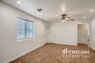 619 S Sirrine in Mesa, AZ - Building Photo - Building Photo