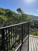 21 Craigside Pl in Honolulu, HI - Building Photo