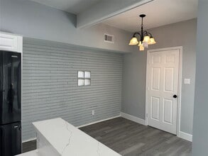 5005 Tamarach Dr in Baytown, TX - Building Photo - Building Photo