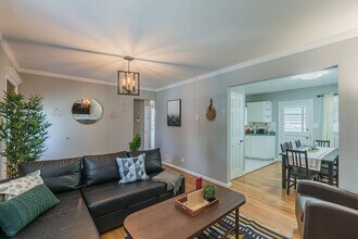 303 E Braddock Rd in Alexandria, VA - Building Photo - Building Photo