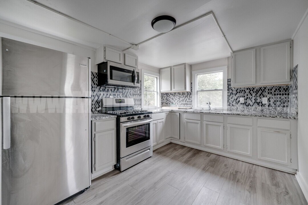 2116 Cumberland St in Little Rock, AR - Building Photo