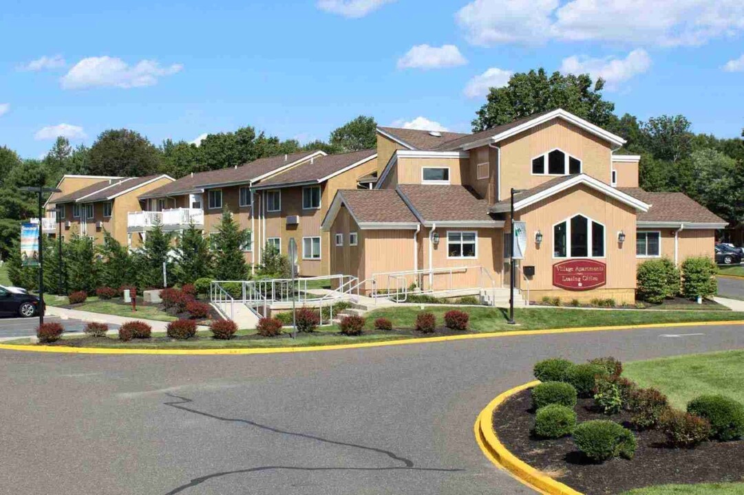 Village Apartments of Cherry Hill in Cherry Hill, NJ - Foto de edificio