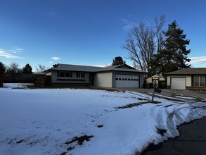 3231 S Garland Way in Lakewood, CO - Building Photo - Building Photo