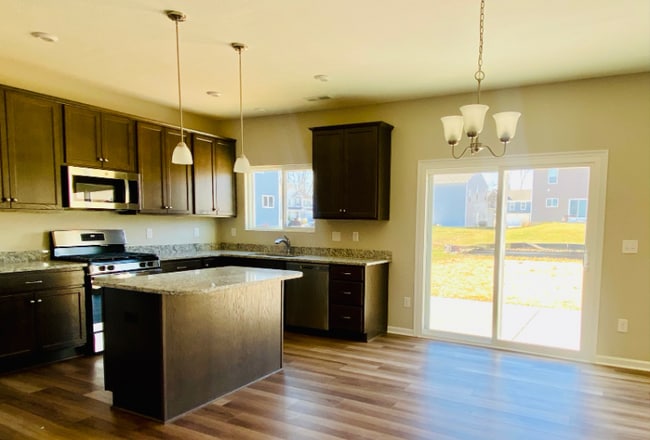 7877 Ellington Ct in Maineville, OH - Building Photo - Building Photo