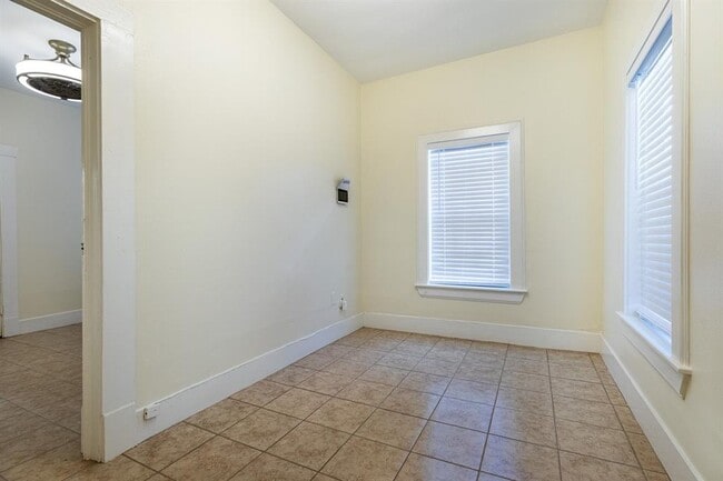2806 Holman St in Houston, TX - Foto de edificio - Building Photo