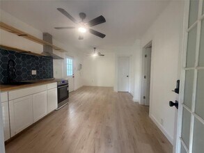 1601 E 13th St in Austin, TX - Building Photo - Building Photo