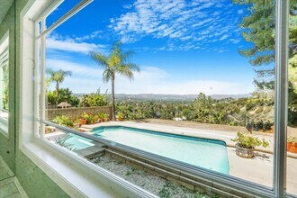 22903 De Kalb Dr in Calabasas, CA - Building Photo - Building Photo