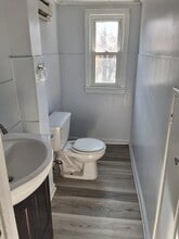 638 Cora Pl in Rahway, NJ - Building Photo - Building Photo
