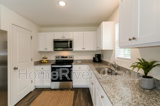 4166 NW 40th Ave in Cape Coral, FL - Building Photo - Building Photo