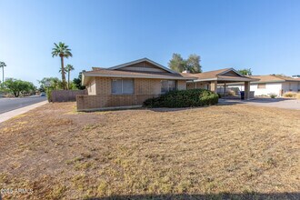 704 E La Jolla Dr in Tempe, AZ - Building Photo - Building Photo