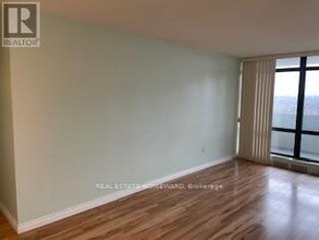 3300 Don Mills Rd. in Toronto, ON - Building Photo - Building Photo