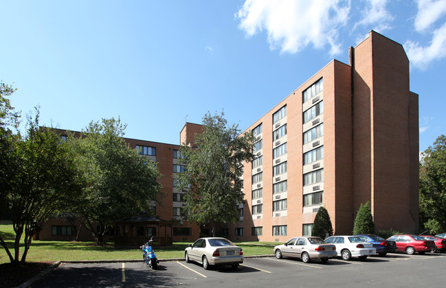 JFK Towers in Durham, NC - Building Photo - Building Photo