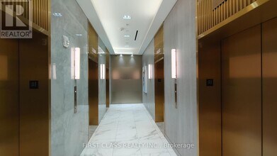 950-3950 Portage Pkwy in Vaughan, ON - Building Photo - Building Photo