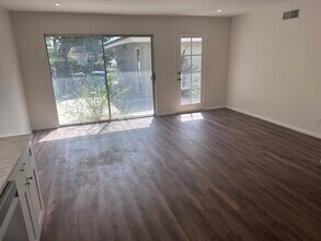 2106 Crespi Ln in Westlake Village, CA - Building Photo - Building Photo