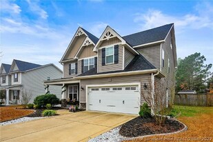 439 Wedgefield Dr in Raeford, NC - Building Photo