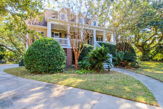 1666 Back Creek Rd in Charleston, SC - Building Photo - Building Photo