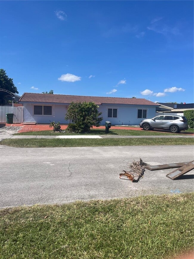 property at 3325 Village Green Dr