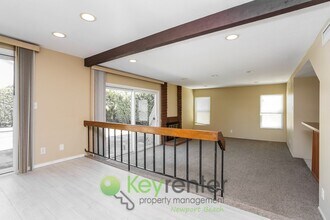 8597 Rockfish Cir in Fountain Valley, CA - Building Photo - Building Photo