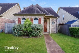 10223 Macon Rd in Cordova, TN - Building Photo