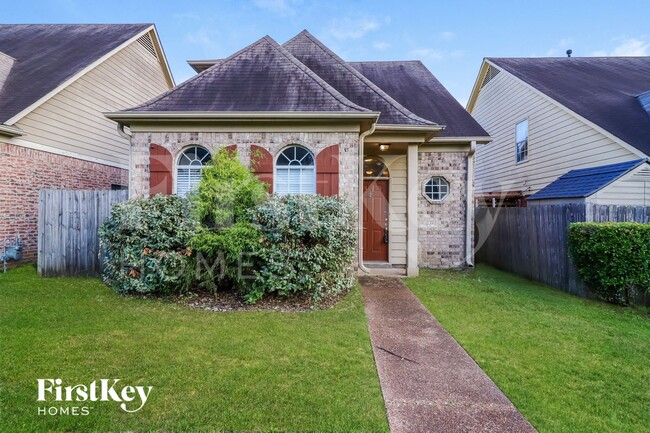 property at 10223 Macon Rd