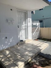 1019 NW 24th St in Miami, FL - Building Photo - Building Photo