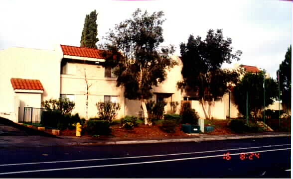 9350 Winter Gardens Blvd in Lakeside, CA - Building Photo - Building Photo