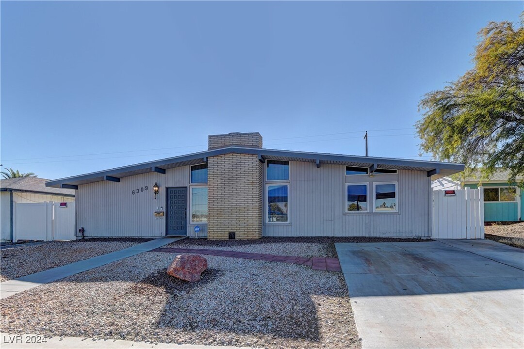 6309 Rassler Ave in Las Vegas, NV - Building Photo