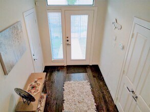 5305 Petty St in Houston, TX - Building Photo - Building Photo
