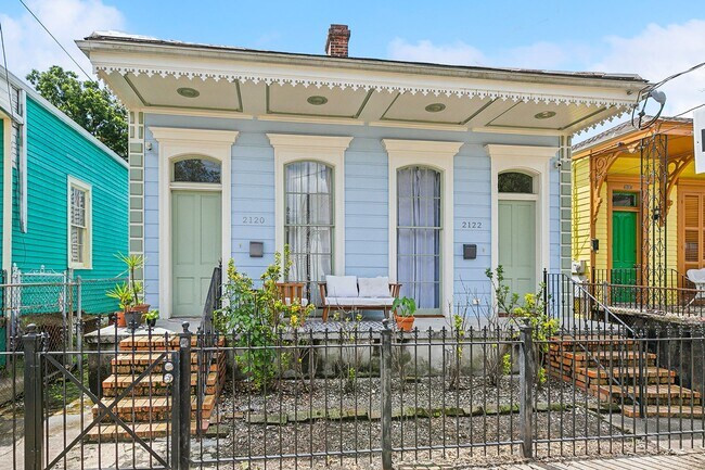 2120 S Liberty St in New Orleans, LA - Building Photo - Building Photo